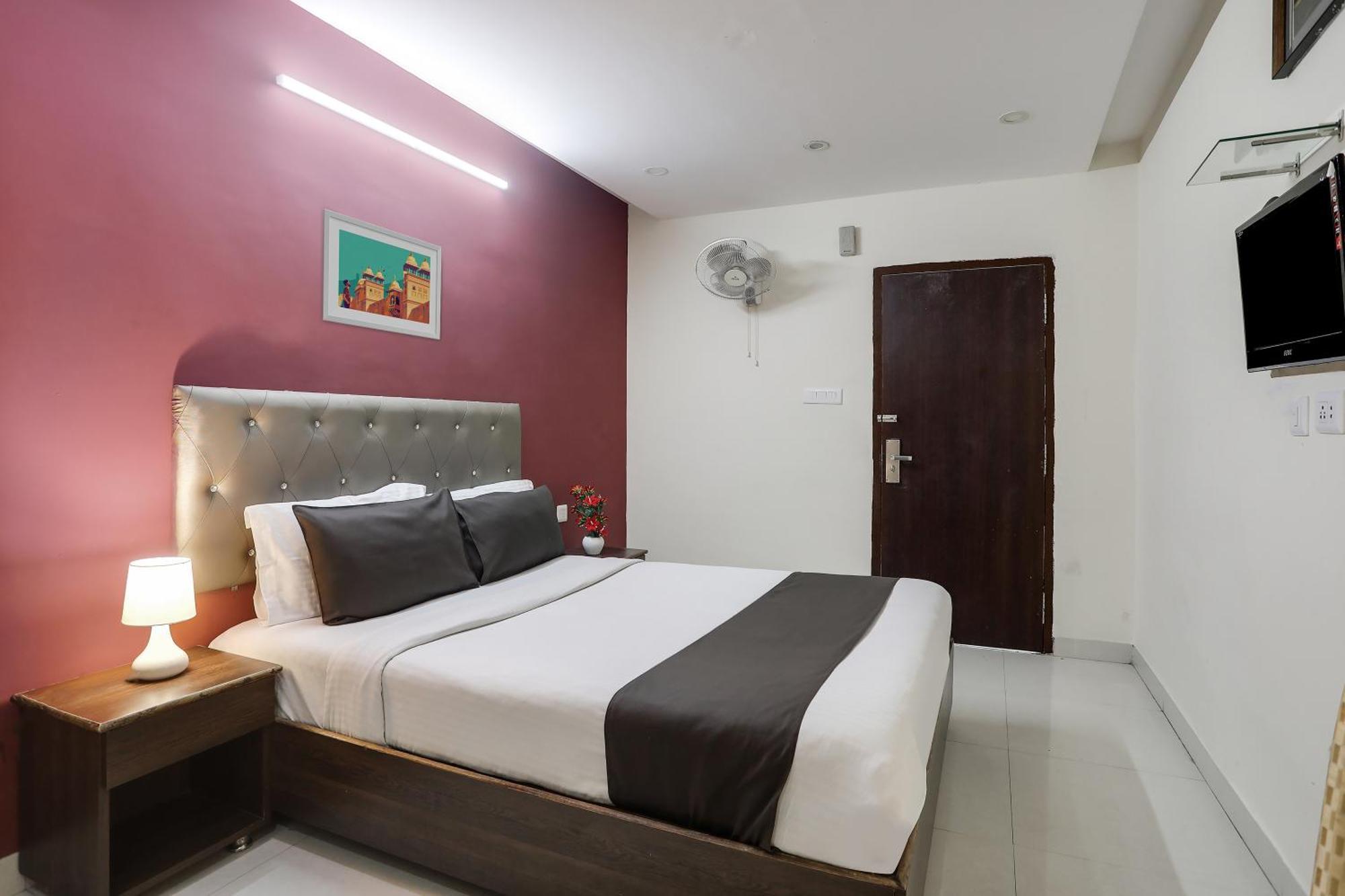 Super Collection O Lotus Grand Near Secunderabad Railway Station Secundurabad Exterior foto