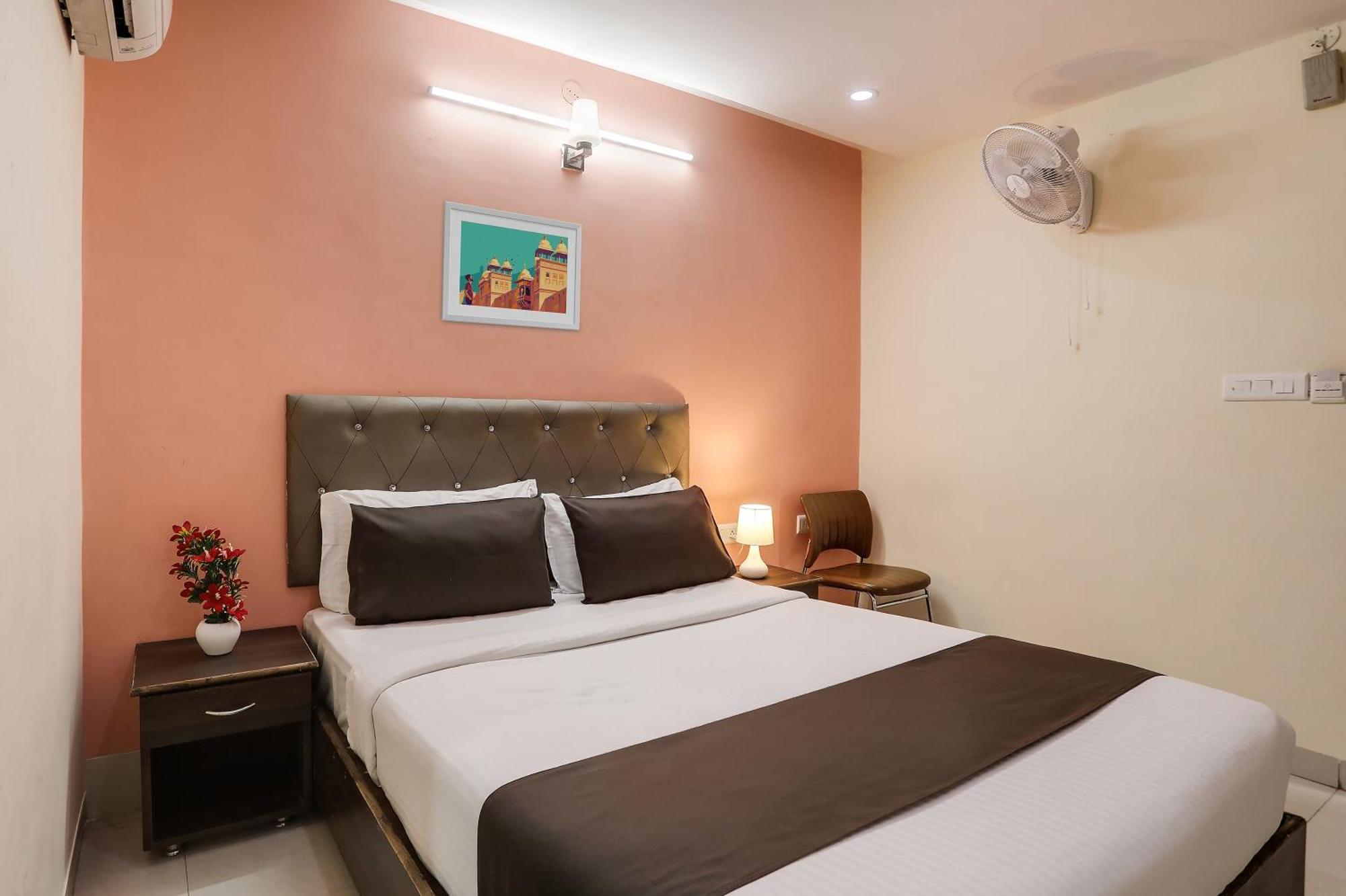Super Collection O Lotus Grand Near Secunderabad Railway Station Secundurabad Exterior foto