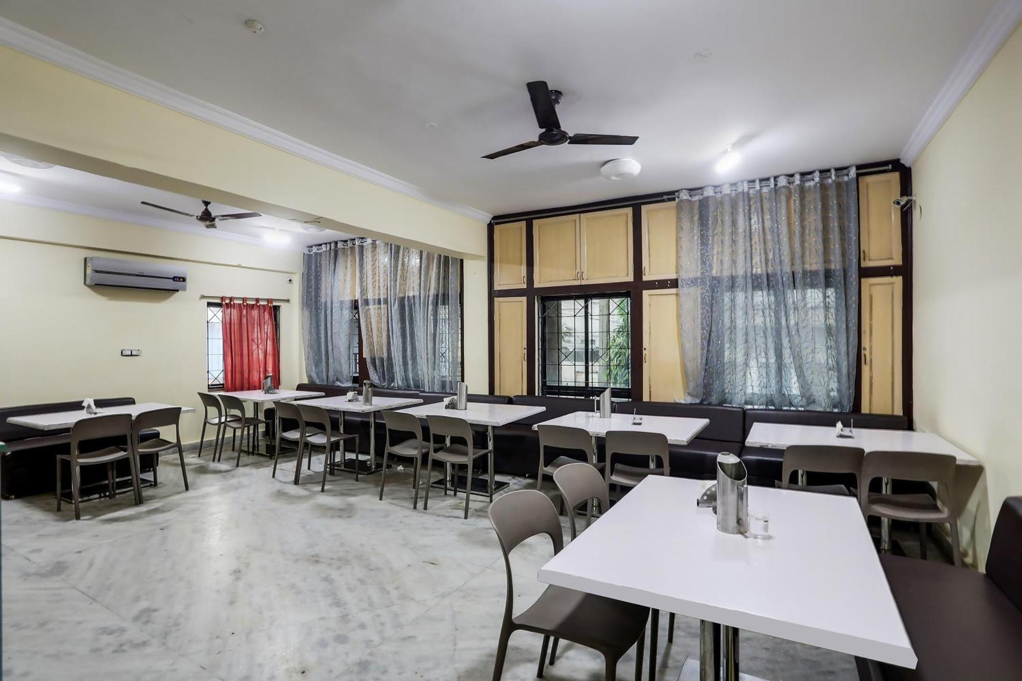 Super Collection O Lotus Grand Near Secunderabad Railway Station Secundurabad Exterior foto