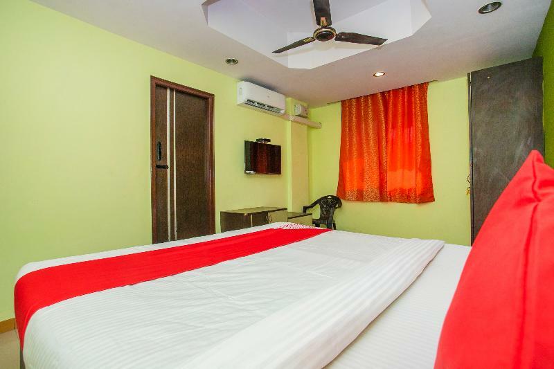 Super Collection O Lotus Grand Near Secunderabad Railway Station Secundurabad Exterior foto